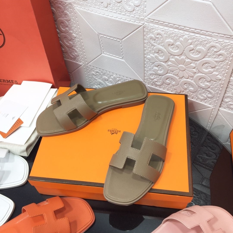 Hermes Slippers